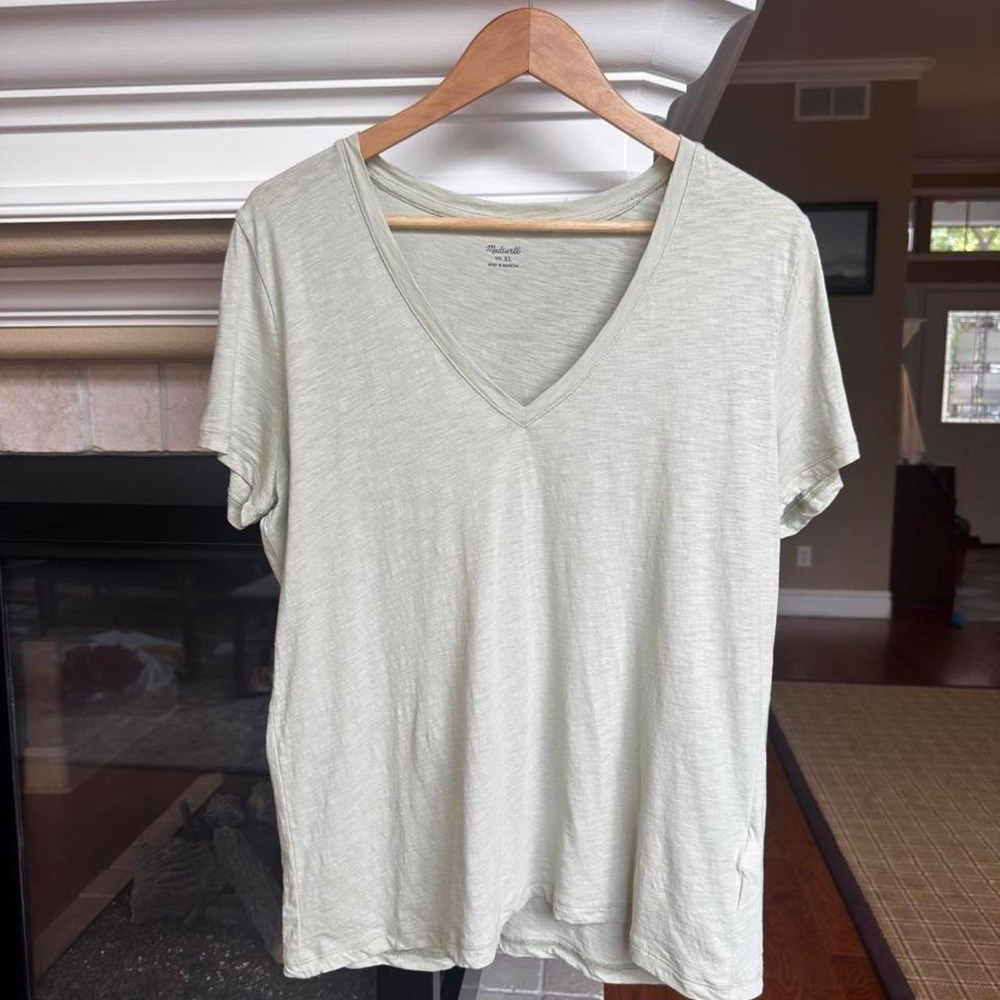Madewell Light Green 100% Cotton V-Neck T-Shirt Size XL Minimal Everyday Casual